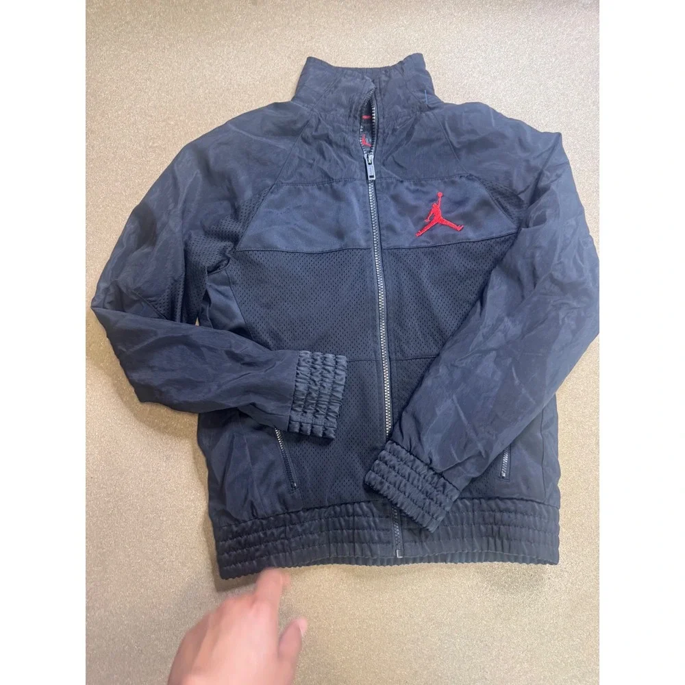 Jordan Boys Black Full Zip Mesh Windbreaker Jacket‎ Red Jumpman Size M 10-12